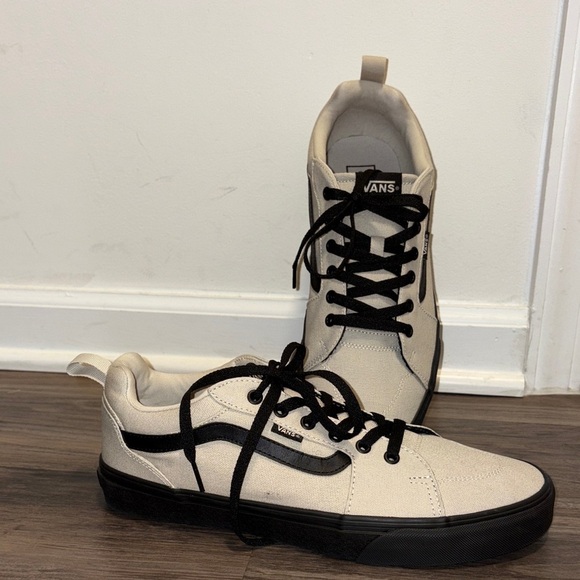 Vans Men's Black and Cream Sneakers - Picture 7 of 7